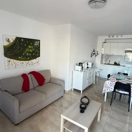 Tahiche Apartment *